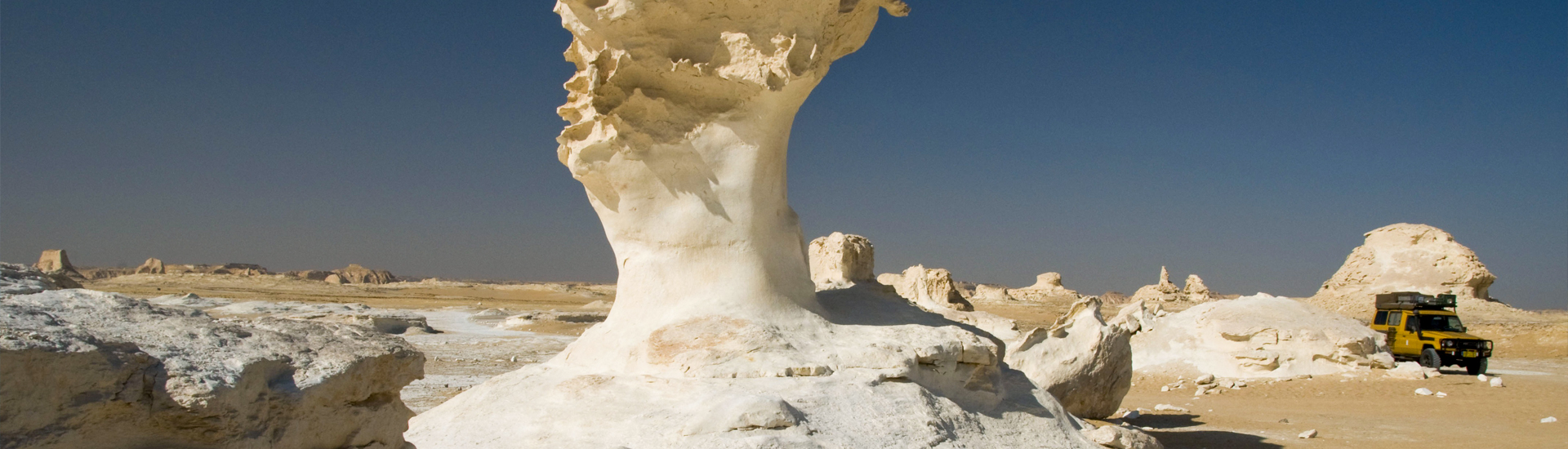 3 Day Tour Package To White Desert & Bahariya Oasis