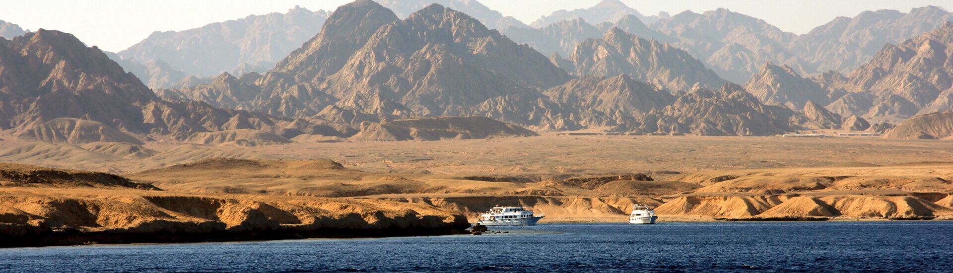 12 Days Tour Package to Giza Pyramids, Nile Cruise & Sinai